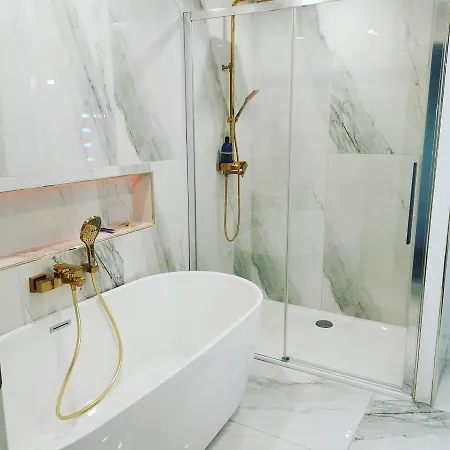 L'hermine Vue Exceptionnelle, Prestation Luxe Contemporaine Avec Cinema Et Spa, Borne Voit Electrique 빌라